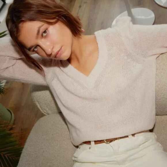 Nation LTD Lara Puff Shoulder V-Neck Sweater in Baby's Breath Size XL NEW - Picture 1 of 10